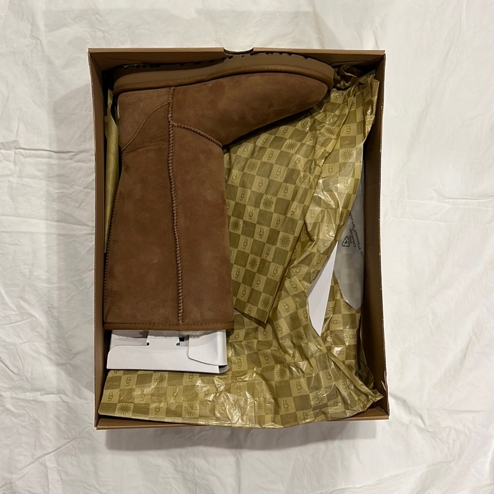 Brand new *ORIGINAL PACKAGING* UGG boots